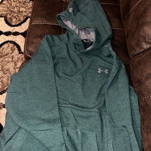 Under armor men’s hoodie
